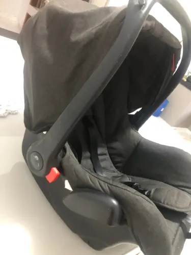Vende se bebê conforto 