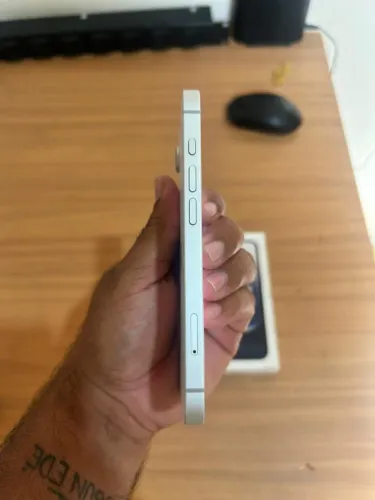 iPhone 16E 128gb