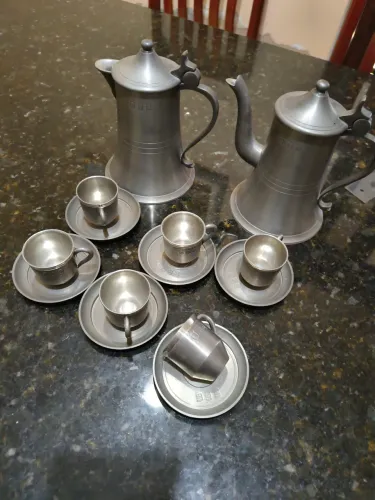 Jogo de café antigo em estanho puro