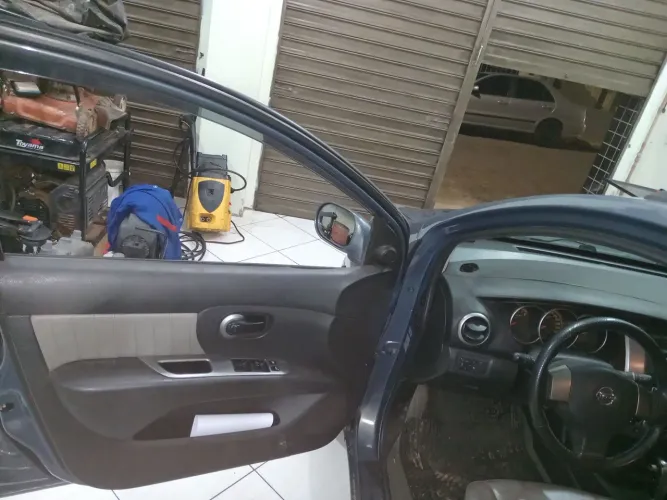 Nissan Livina Grand SL 1.8 16V Flex Fuel Aut. 2010