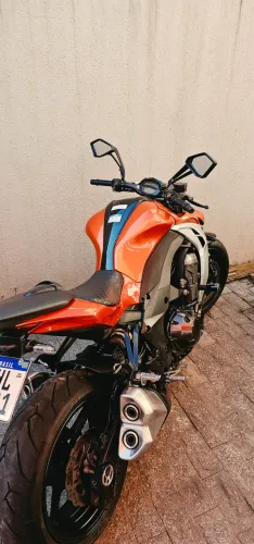 Kawasaki Z1000 Nova na caixa!