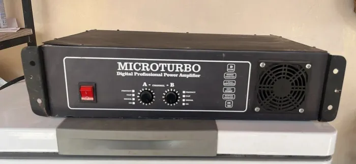 Amplificador digital montado 600w rms