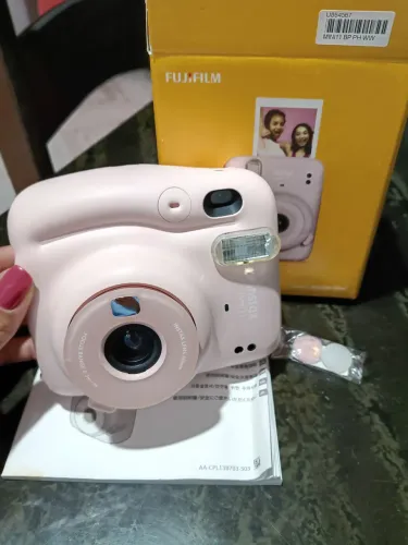 Câmera Fujifilm Instax Mini 11 Rosa