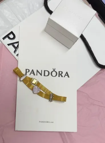 Bracelete Pandora Reflexions com Pingentes