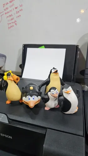 Coleção Pinguins de Madagascar - McDonald?s ?