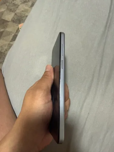 Moto G53