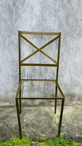 Cadeiras de ferro