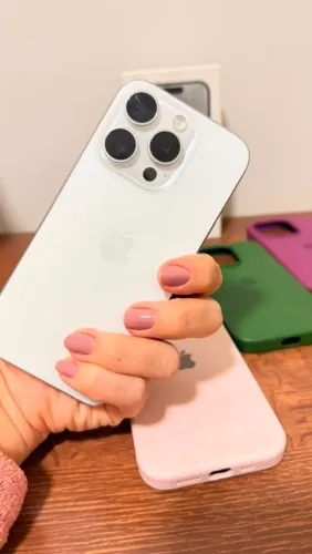 Iphone 15 pro 128 gb branco