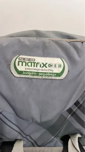 Cadeirinha de carro (bebê conforto)