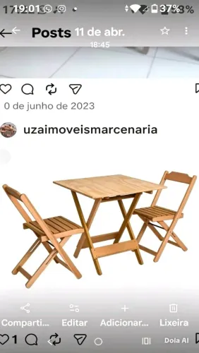 Mesas e cadeiras articuladas para bares