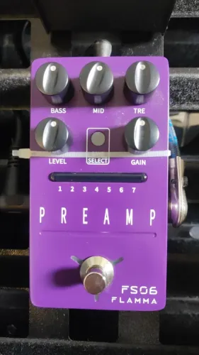 Pedal P/ Guitarra Flamma FS06 Digital Pre Amp