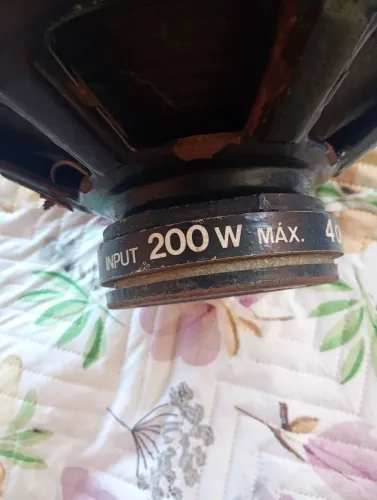 02 bocas de Alto falante 200W 12p