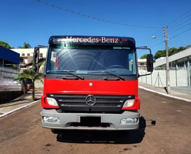 Mb 2425 caçamba agrícola 2011