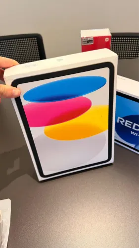 iPad 11 Blue