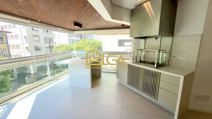Apartamento 4 suítes no Maison Gaudi - Gonzaga - Santos