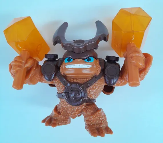 Boneco Wallop de Skylanders Trap Team