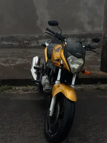 Cb 300 