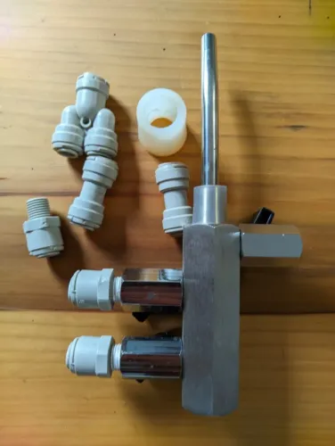 Envasadora enchedora toda em inox contra pressão para cerveja artesanal