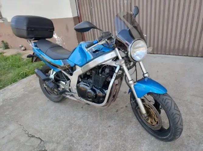 GS 500 E AZUL 2001