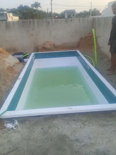 Manutenção piscina construção 