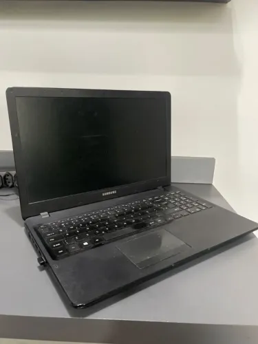 Notebook Samsung i3 6ª Geração 16GB RAM SSD 240GB - Rápido