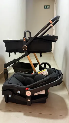 Carrinho de bebê Premium Baby Aston Travel System