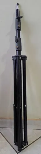 Tripé De Iluminação Wf Ys240 2,40 Metros