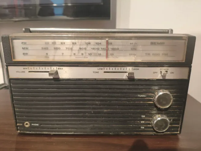 Rádio Antigo Semp Transistorizado FM/AM Vintage