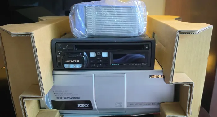 Alpine 7939 + disqueteira 12 CDS Alpine CHA124 ZERO NA CAIXA