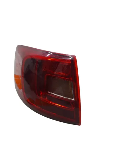Lanterna Traseira Esquerda Canto Volkswagen Jetta 2011/2012
