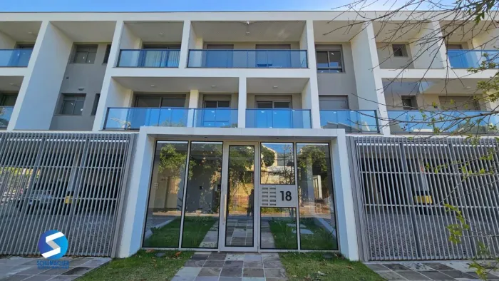 Apartamento Novo com 2 Vagas e Sacada na Chácara das Pedras