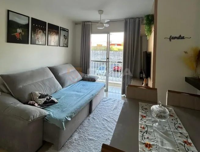 Apartamento 2 quartos e varanda em Colina de Laranjeiras