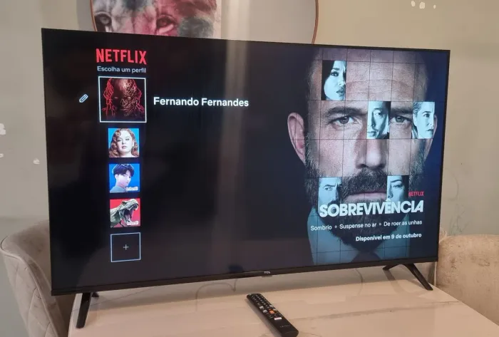Tv smart TCL 43" Polegadas Full HD - HDR - Bluetooth - Sistema Android - Bordas infinita
