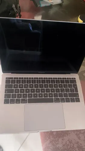 MacBook pro a1708