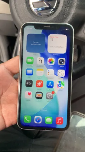 iPhone 11