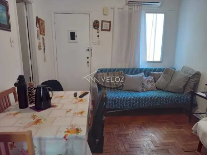 Apartamento : / Residencial / Glória