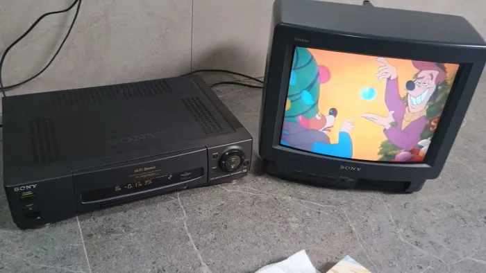VÍDEO CASSETE SONY 7 CABEÇAS ESTÉREO