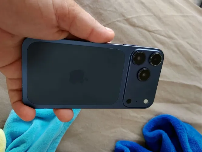 iPhone xr128gb /17 pro a modinha ?