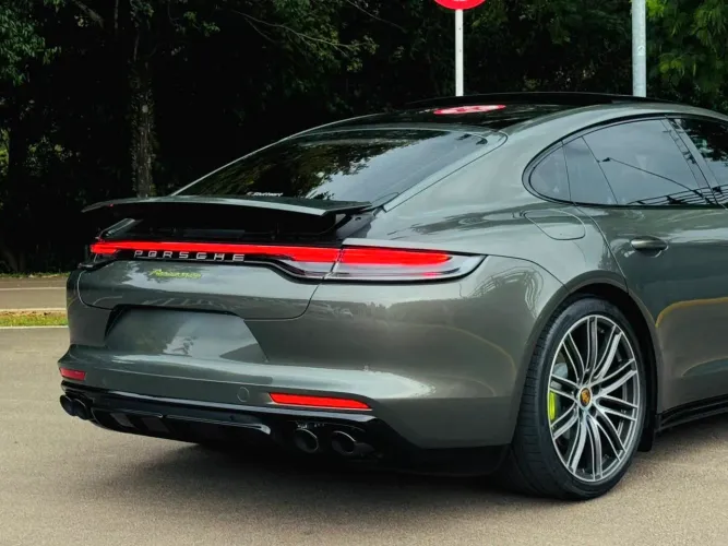 Porsche Panamera 4 E-hybrid 2.9 462cv 2022