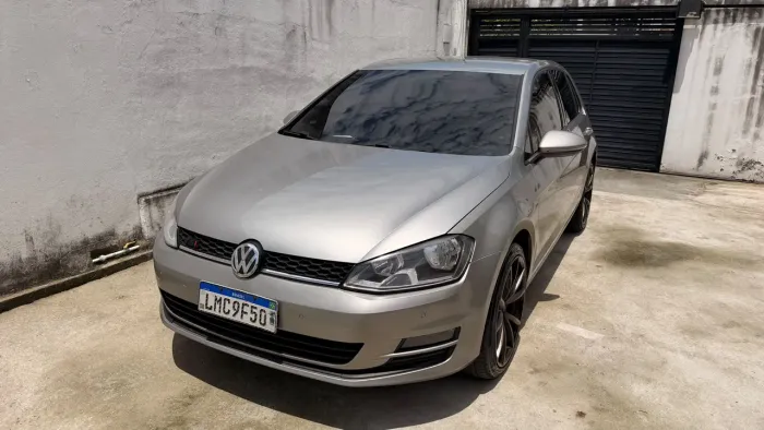 Volkswagen Golf Comfortline 1.4 TSI 140cv Aut. 2015