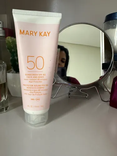Protetor solar Mary Kay
