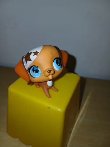 Bonequinho Littlest pet shop miniatura