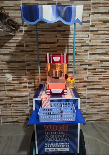 Só o carrinho de pipoca