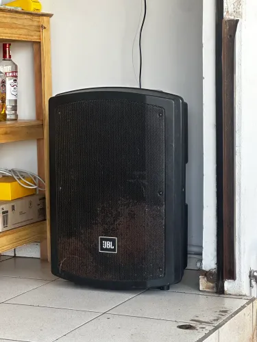 Caixa de som JBL