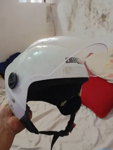 Capacete zeradinho número 60