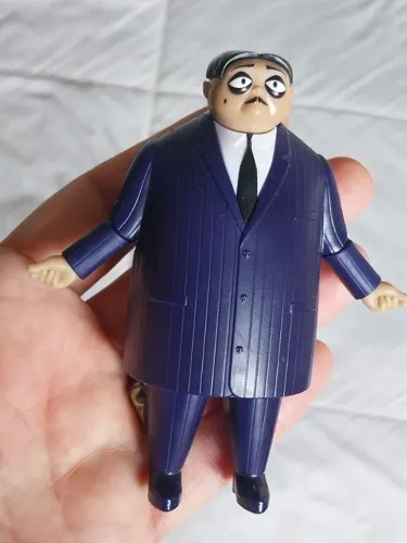  Gomez Snap Família Addams Burger King 2024