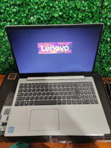 Lenovo ideapad 330s Core i5 12GB Imperdível