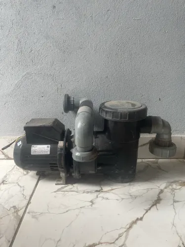 Bomba piscina
