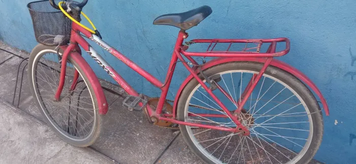 Vendo bicicleta Max Aro 26 por R$ 350