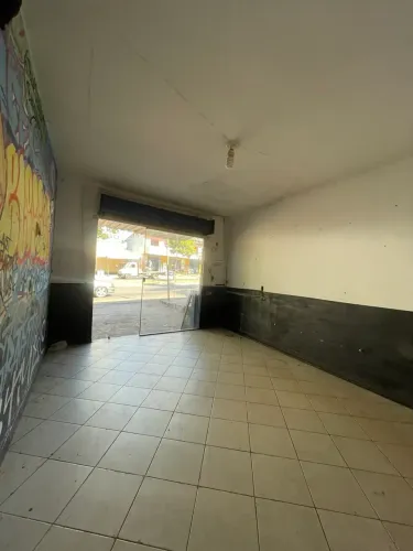 Sala Comercial para Alugar Av. Americano do Brasil c/ Av. Buritis | Parque Santa Rita Go